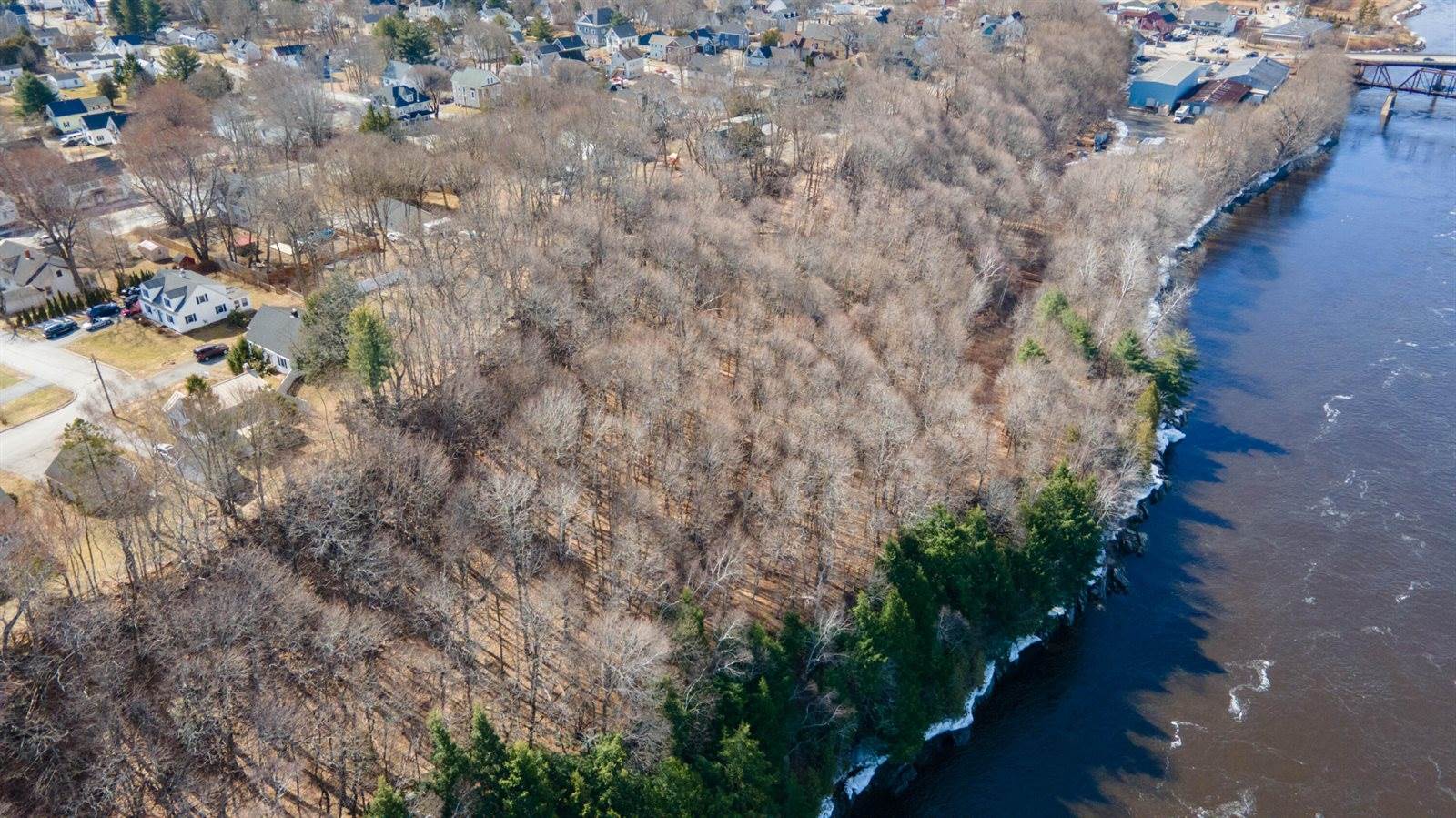 M33-140 Prospect Street, Brewer, ME 04412