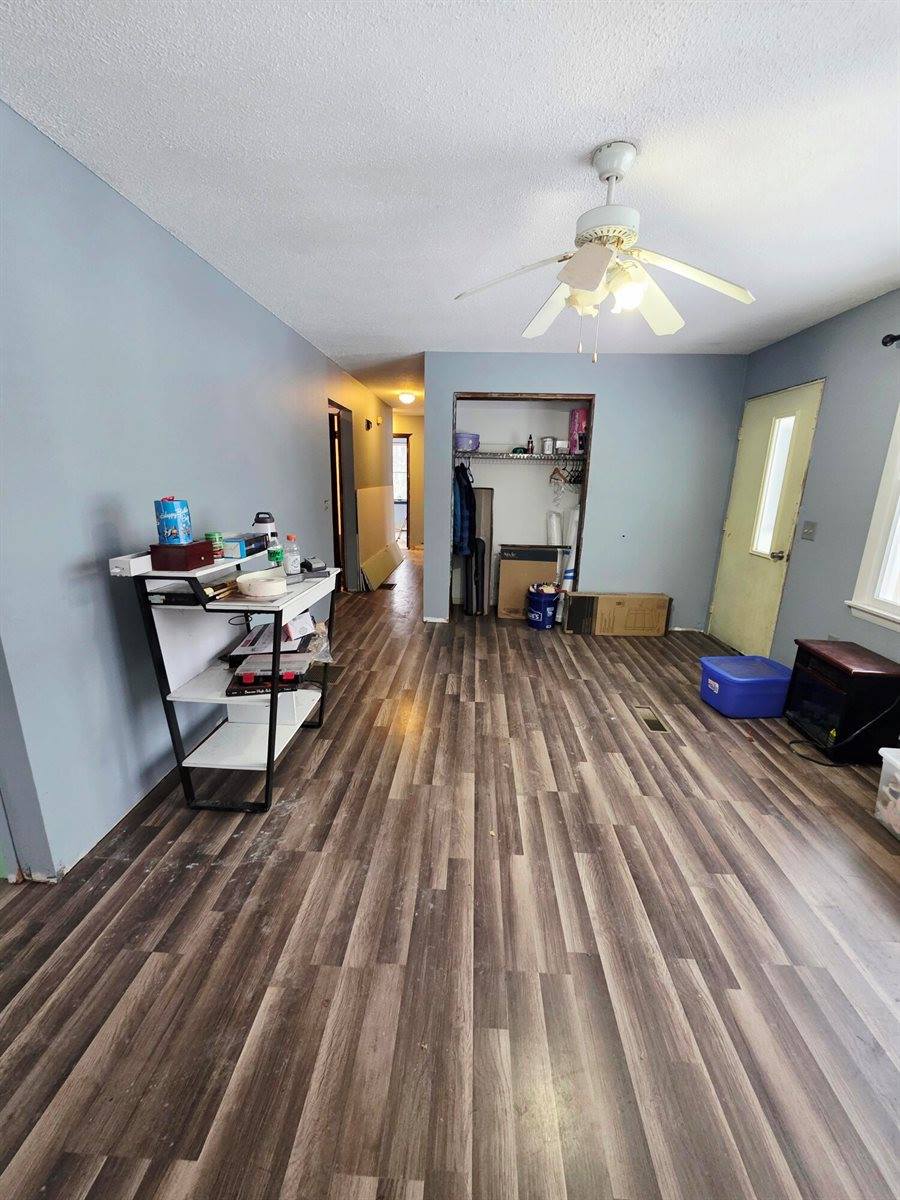 26 Pineview Avenue, Glenburn, ME 04401