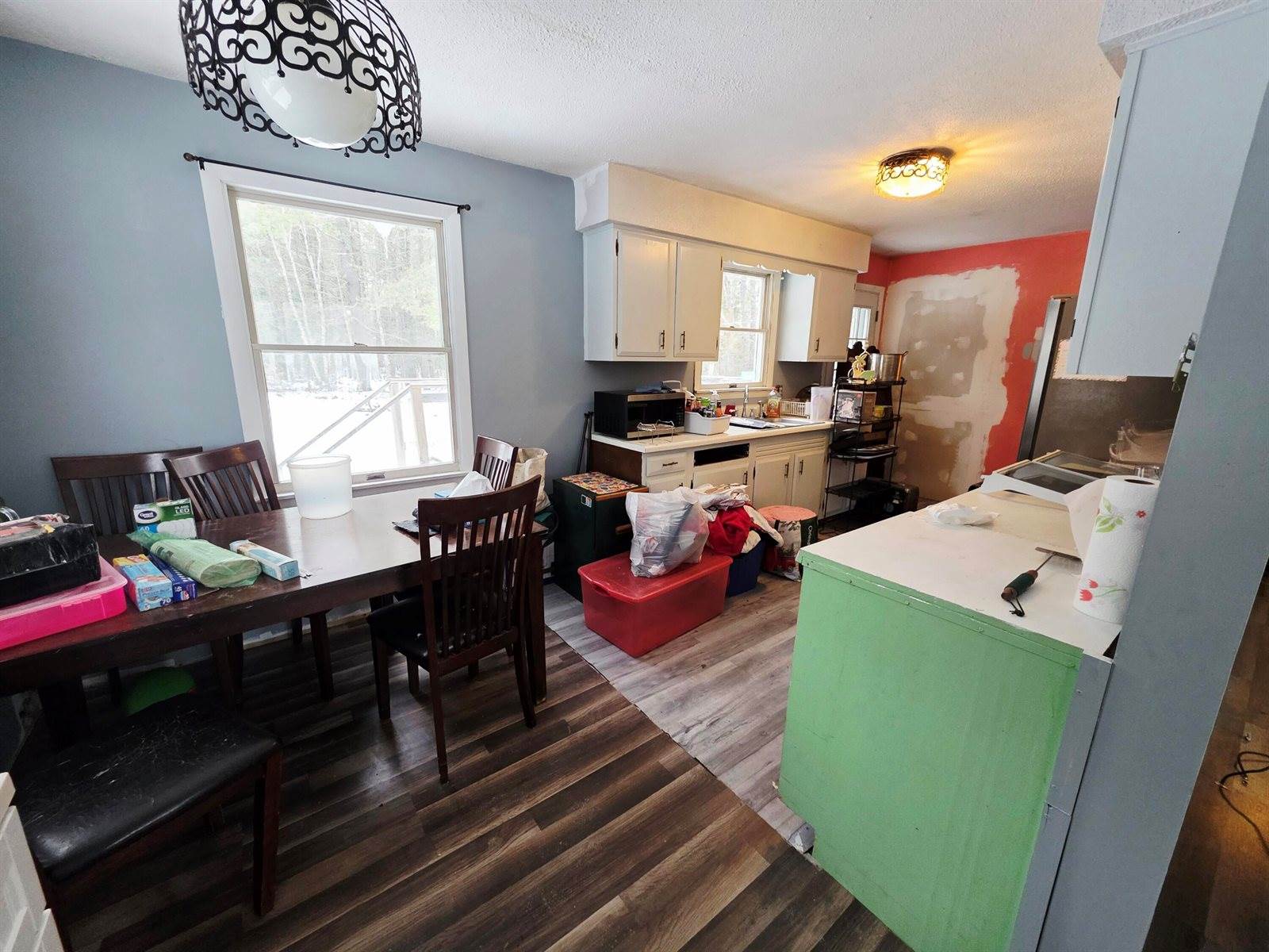 26 Pineview Avenue, Glenburn, ME 04401