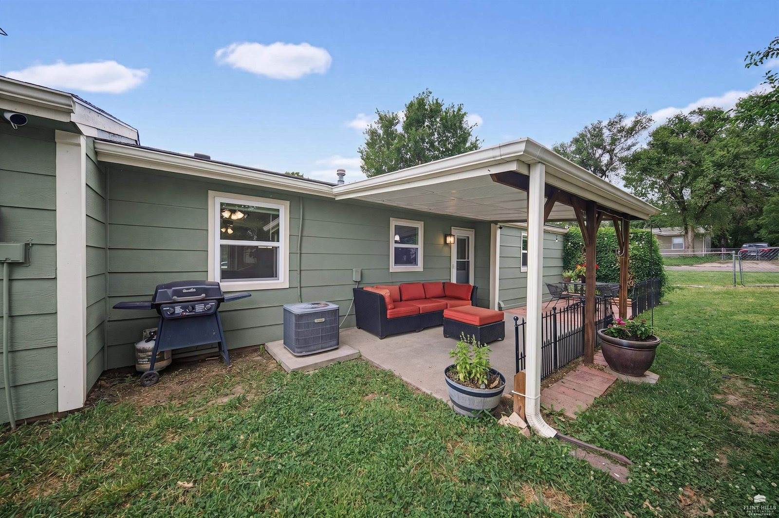 1136 West 20th Circle, Junction City, KS 66441