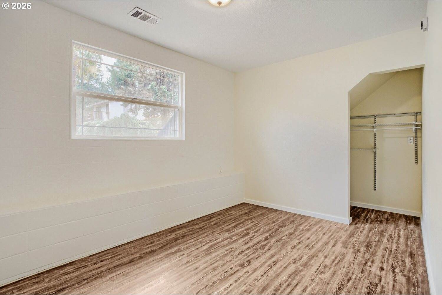 14539 SE Center St, Portland, OR 97236