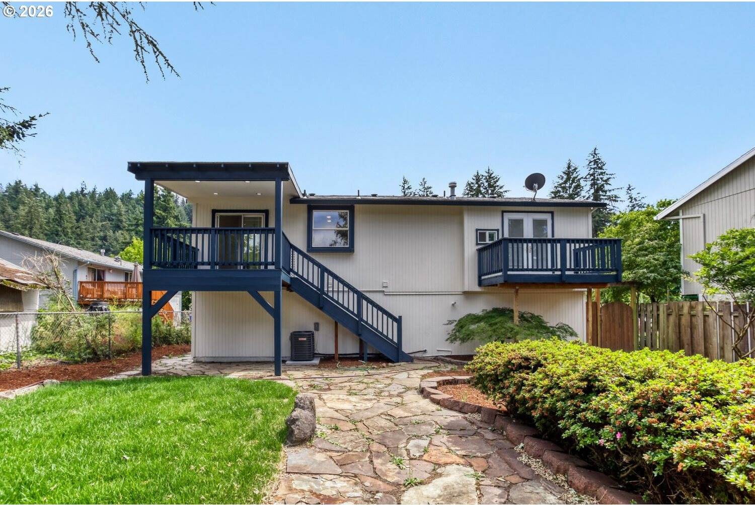 14539 SE Center St, Portland, OR 97236