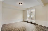 14539 SE Center St, Portland, OR 97236