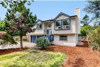 14539 SE Center St, Portland, OR 97236