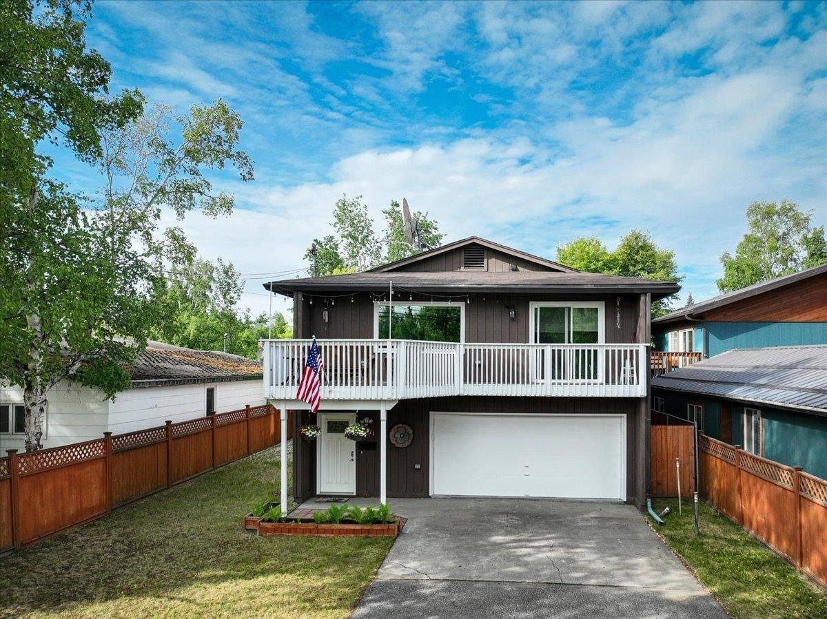 911 8th Avenue, Fairbanks, AK 99701