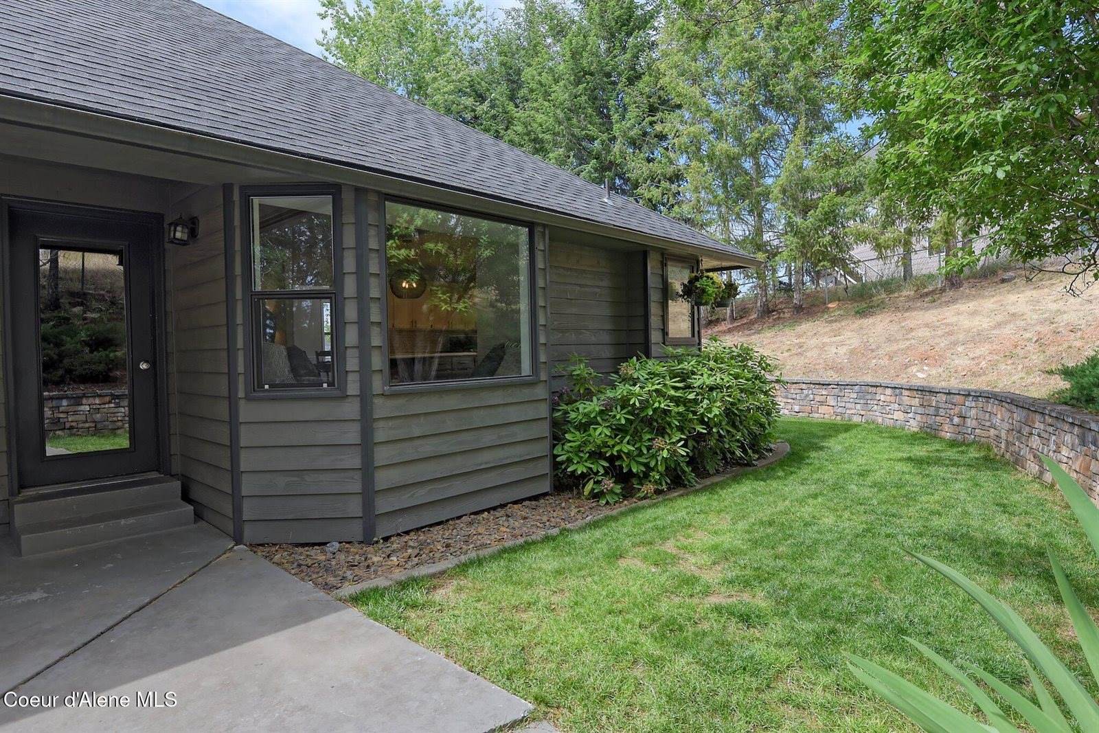 2016 East Packsaddle Dr, Coeur d'Alene, ID 83815