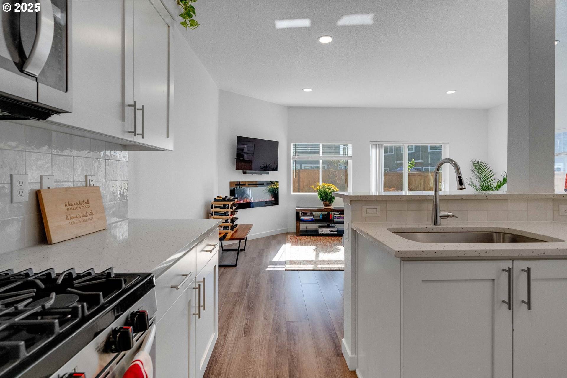 2721 S Magnolia, Cornelius, OR 97113