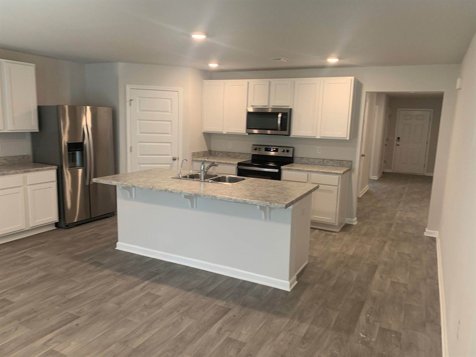 642 Earl Godwin Road, Freeport, FL 32439