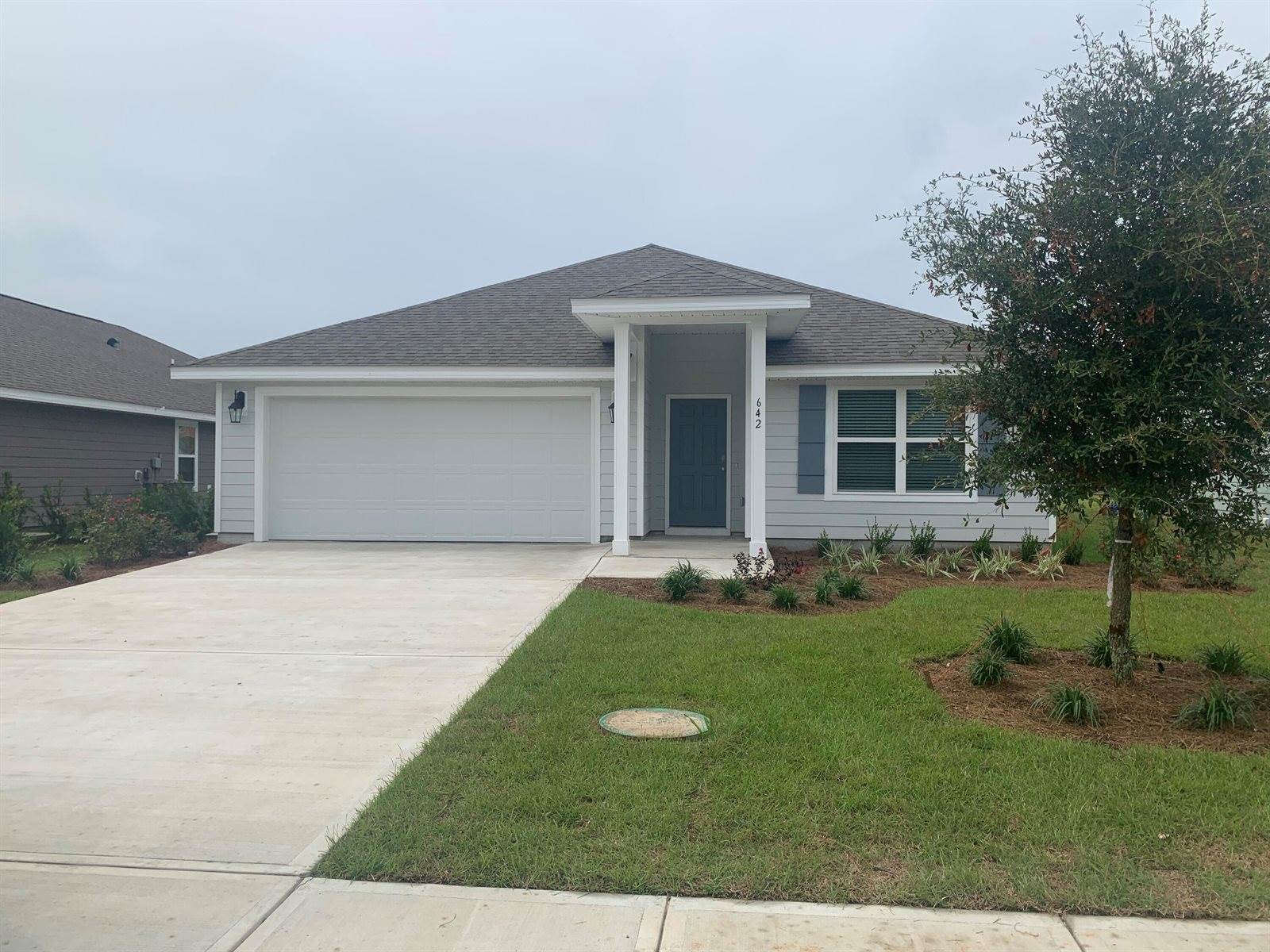 642 Earl Godwin Road, Freeport, FL 32439