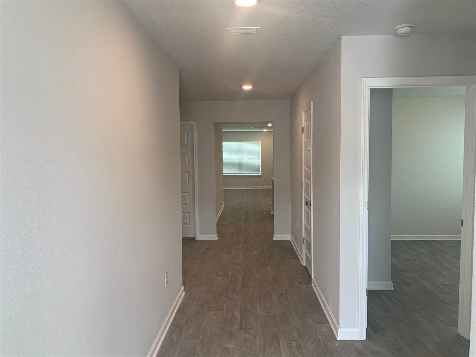 642 Earl Godwin Road, Freeport, FL 32439