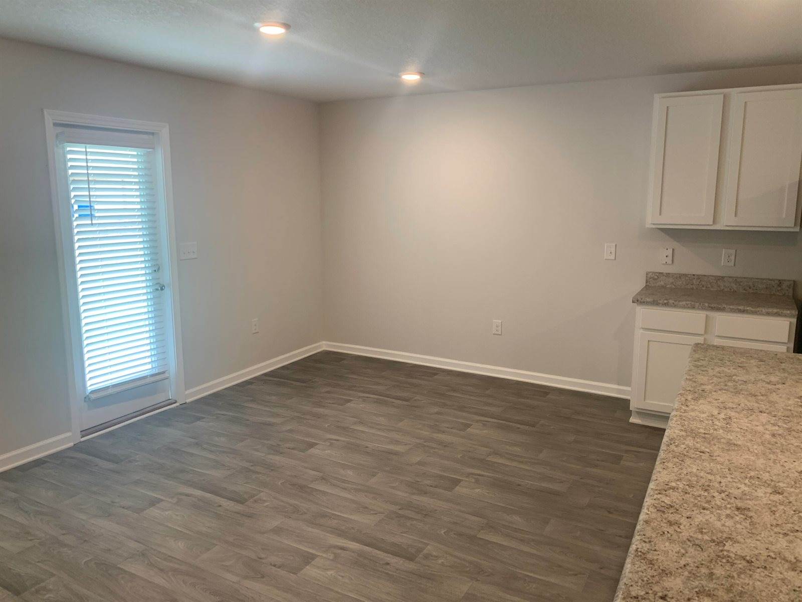 642 Earl Godwin Road, Freeport, FL 32439