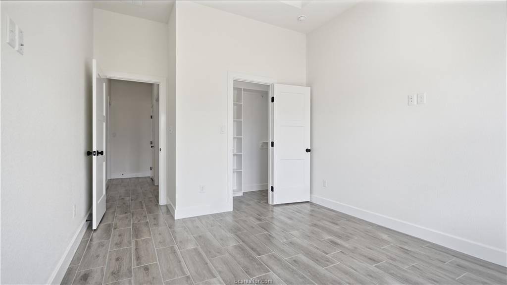 3225 Glencairn Court, Bryan, TX 77808