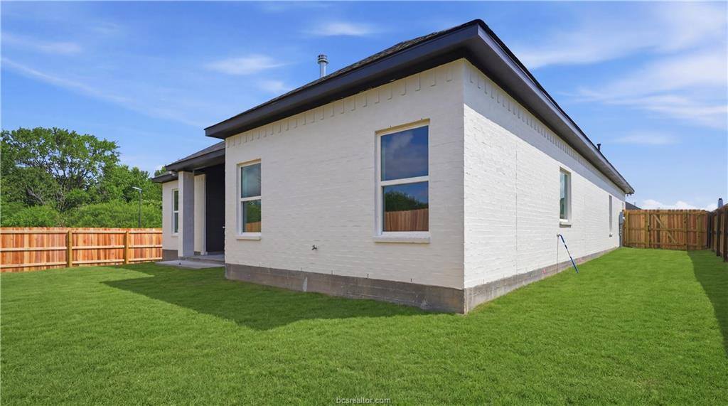 3225 Glencairn Court, Bryan, TX 77808