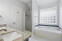 205 Chimney Hill Circle, College Station, TX 77840