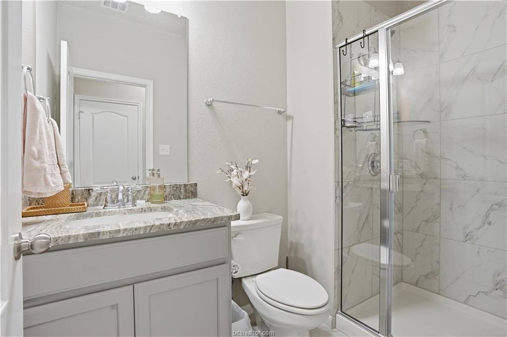 6306 Southern Cross Drive, College Station, TX 77845