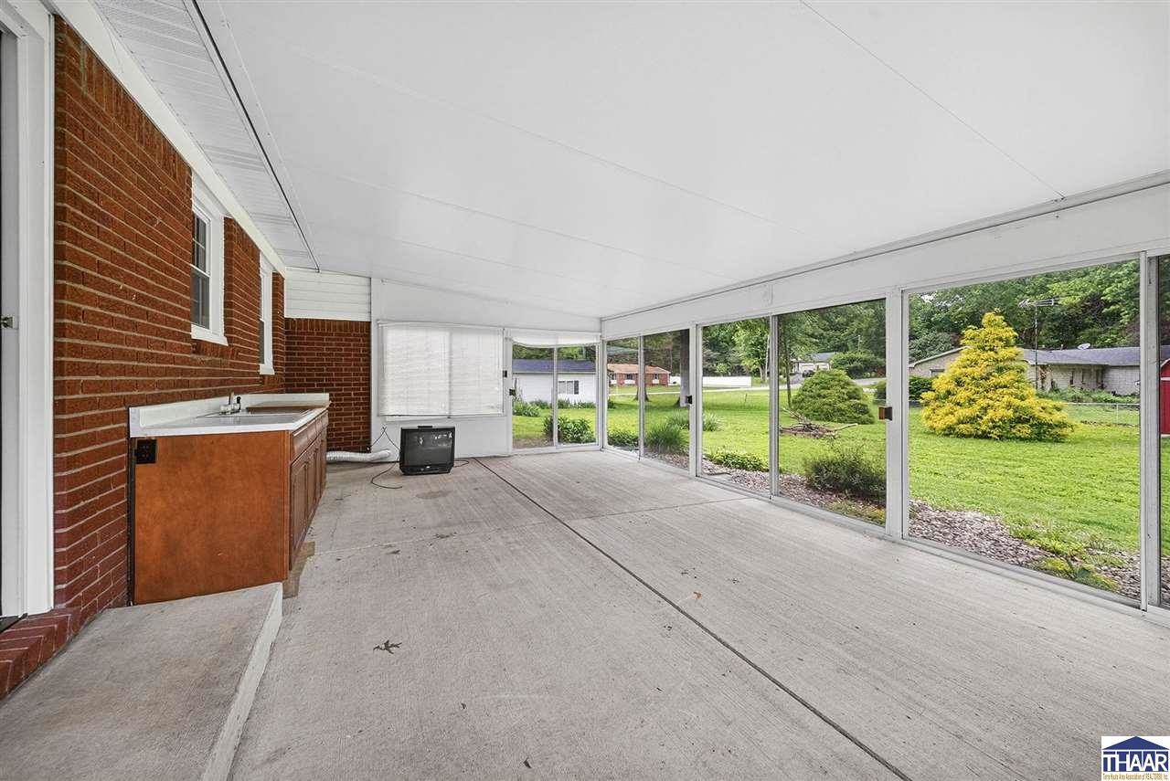 7510 East Old Maple, Terre Haute, IN 47805