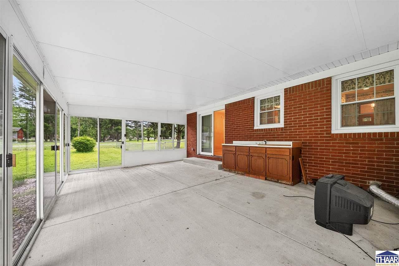 7510 East Old Maple, Terre Haute, IN 47805