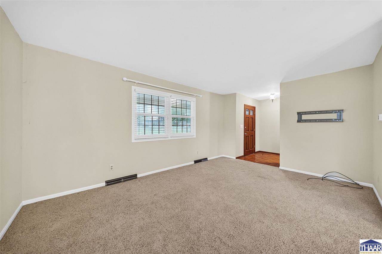 7510 East Old Maple, Terre Haute, IN 47805