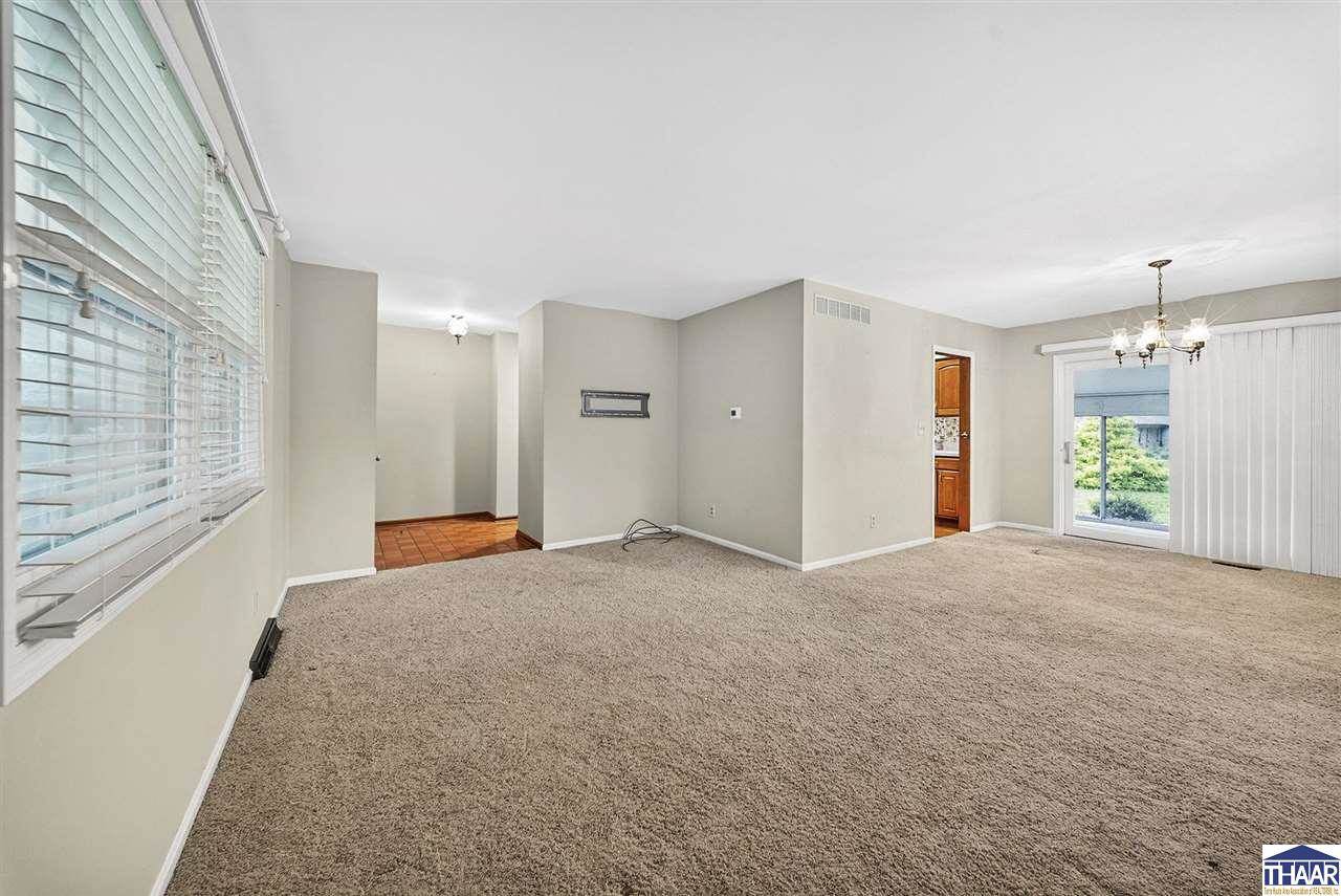 7510 East Old Maple, Terre Haute, IN 47805