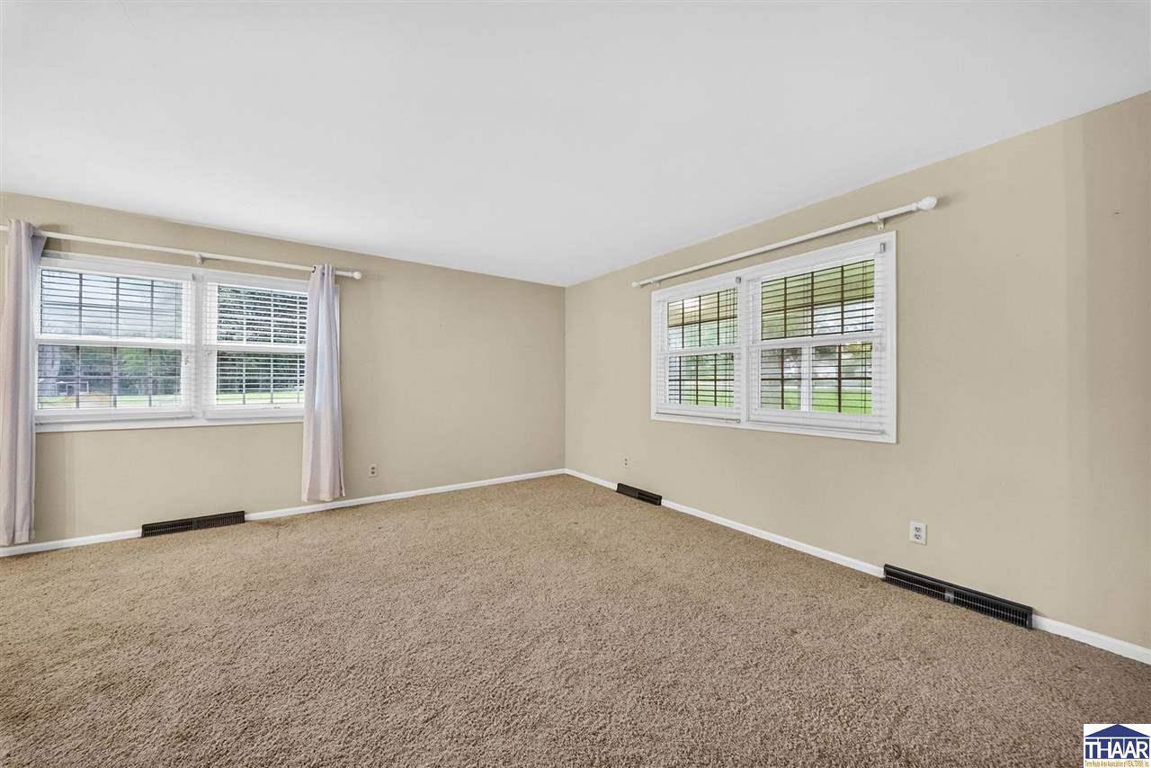 7510 East Old Maple, Terre Haute, IN 47805