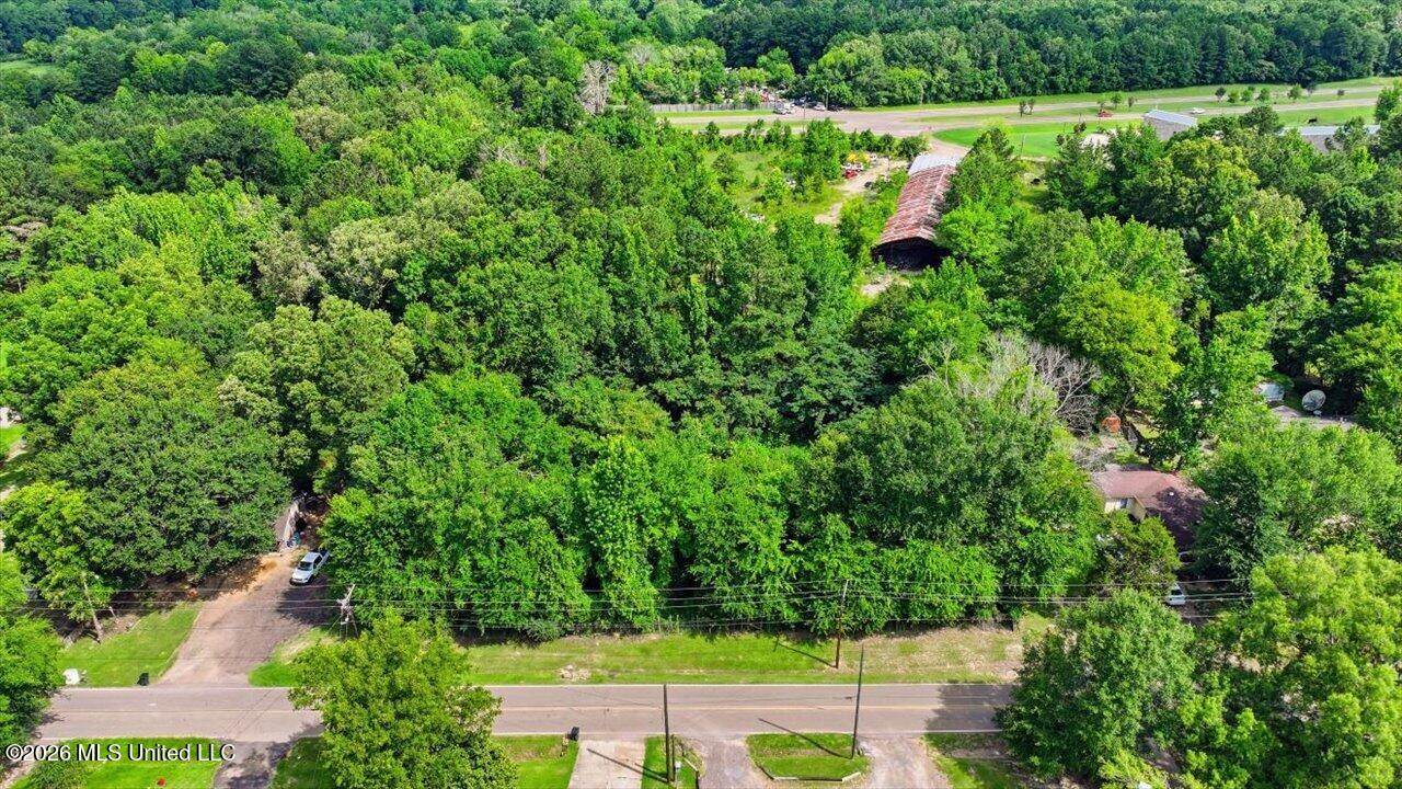 654 Caseys Lane, Flowood, MS 39232