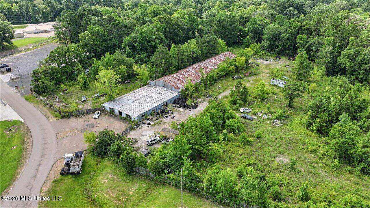 654 Caseys Lane, Flowood, MS 39232