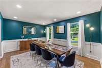 5233 NW Old Pike Road, Gladstone, MO 64118