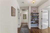 5233 NW Old Pike Road, Gladstone, MO 64118
