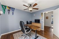 5233 NW Old Pike Road, Gladstone, MO 64118