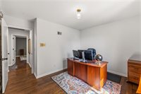 5233 NW Old Pike Road, Gladstone, MO 64118