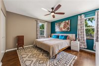 5233 NW Old Pike Road, Gladstone, MO 64118