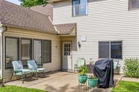 5233 NW Old Pike Road, Gladstone, MO 64118