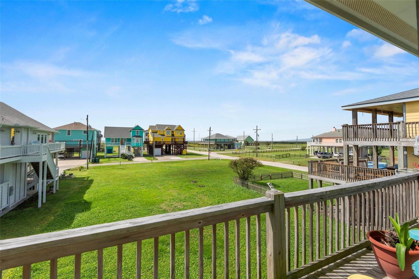 110 South Verdia Drive, Crystal Beach, TX 77650