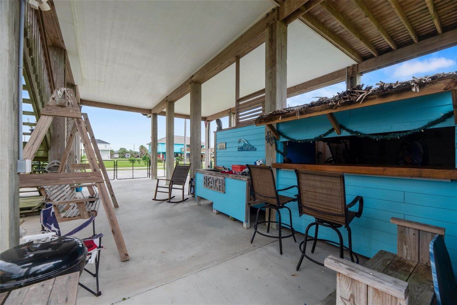 110 South Verdia Drive, Crystal Beach, TX 77650