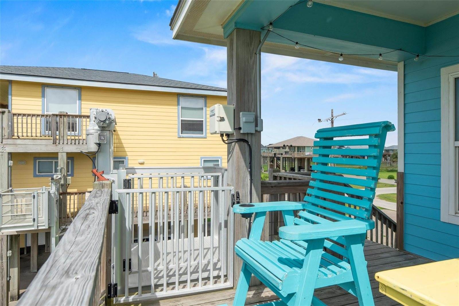 110 South Verdia Drive, Crystal Beach, TX 77650