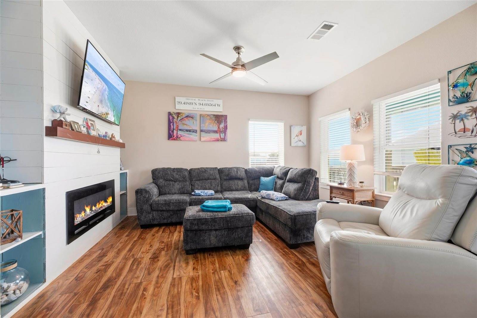 110 South Verdia Drive, Crystal Beach, TX 77650