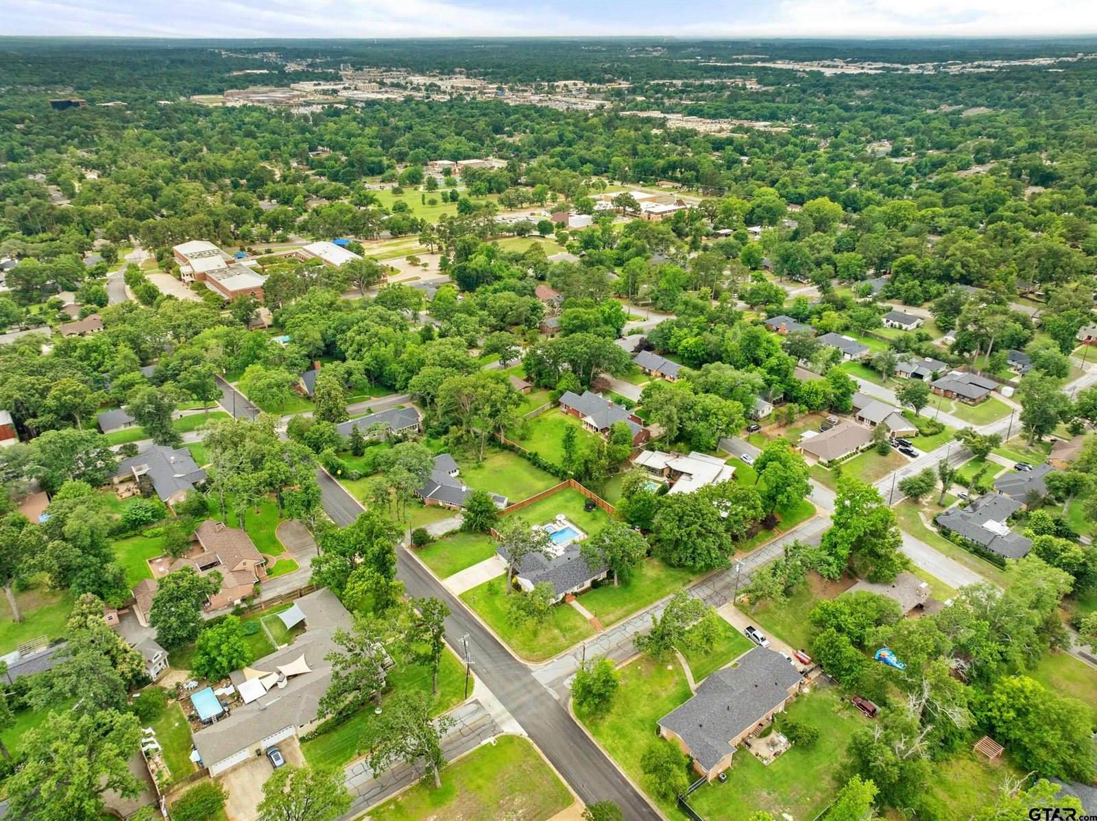919 E Dulse St, Tyler, TX 75701