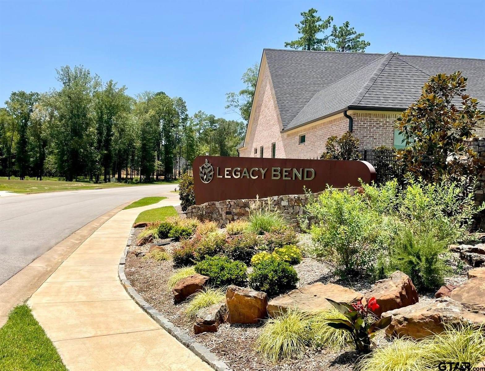 8322 Legacy Bend, Tyler, TX 75703