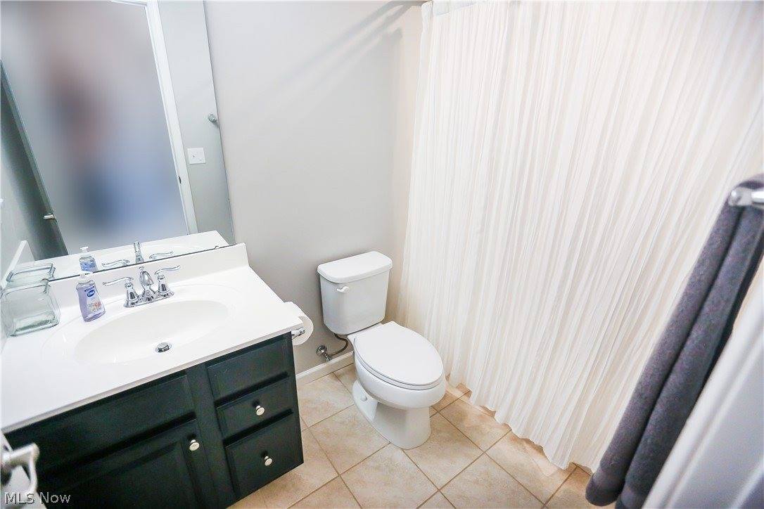 9387 Nash Lane, North Ridgeville, OH 44039