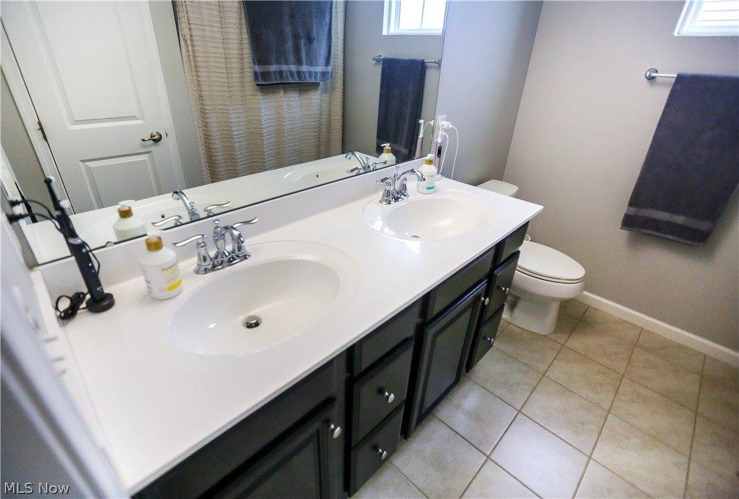 9387 Nash Lane, North Ridgeville, OH 44039