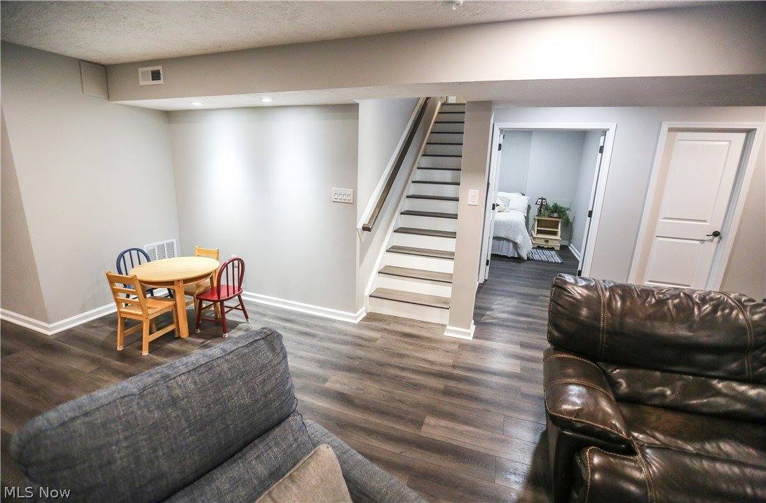 9387 Nash Lane, North Ridgeville, OH 44039