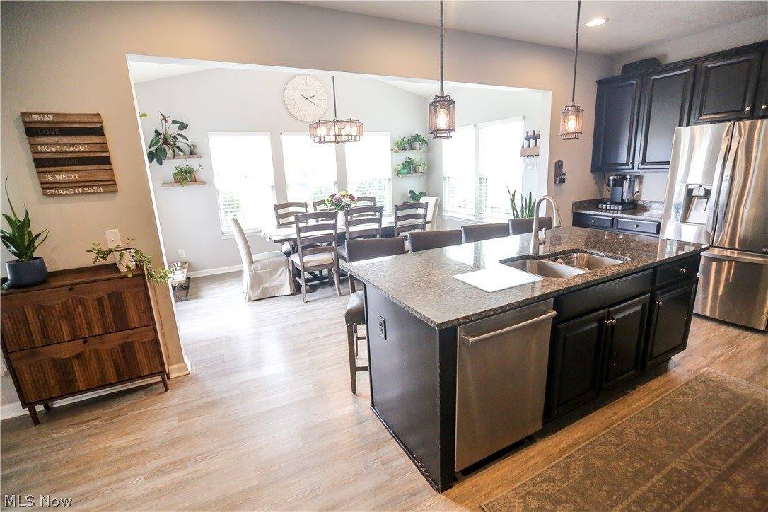 9387 Nash Lane, North Ridgeville, OH 44039