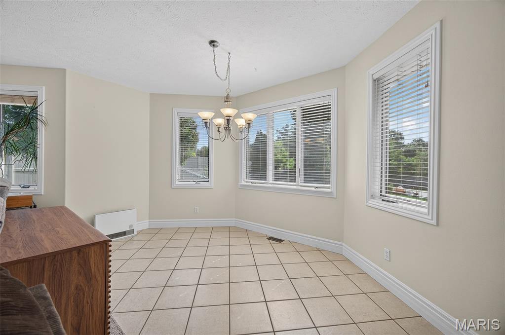 106 Bruce Drive, Saint Robert, MO 65584