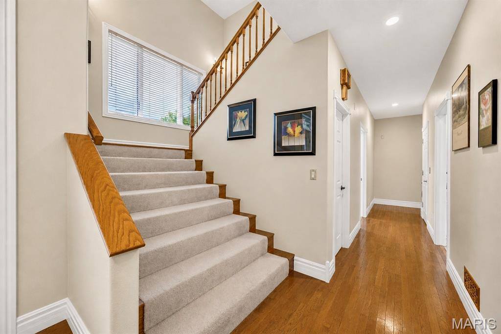106 Bruce Drive, Saint Robert, MO 65584