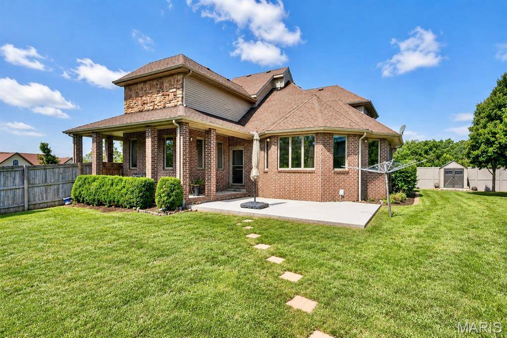 106 Bruce Drive, Saint Robert, MO 65584