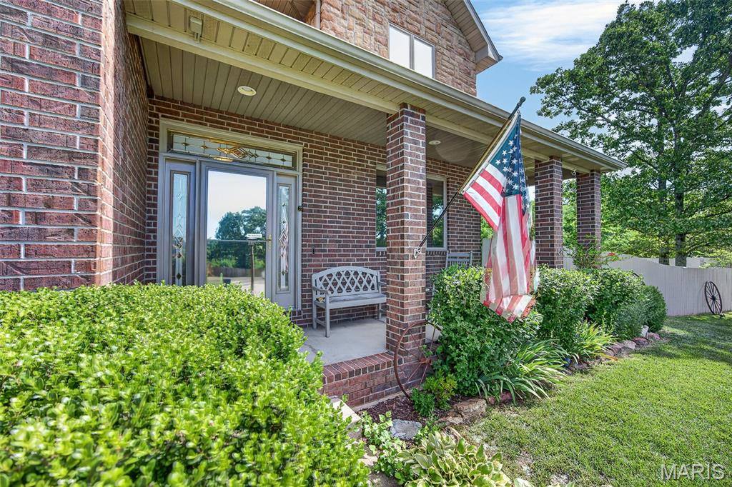 106 Bruce Drive, Saint Robert, MO 65584