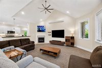 106 Bruce Drive, Saint Robert, MO 65584