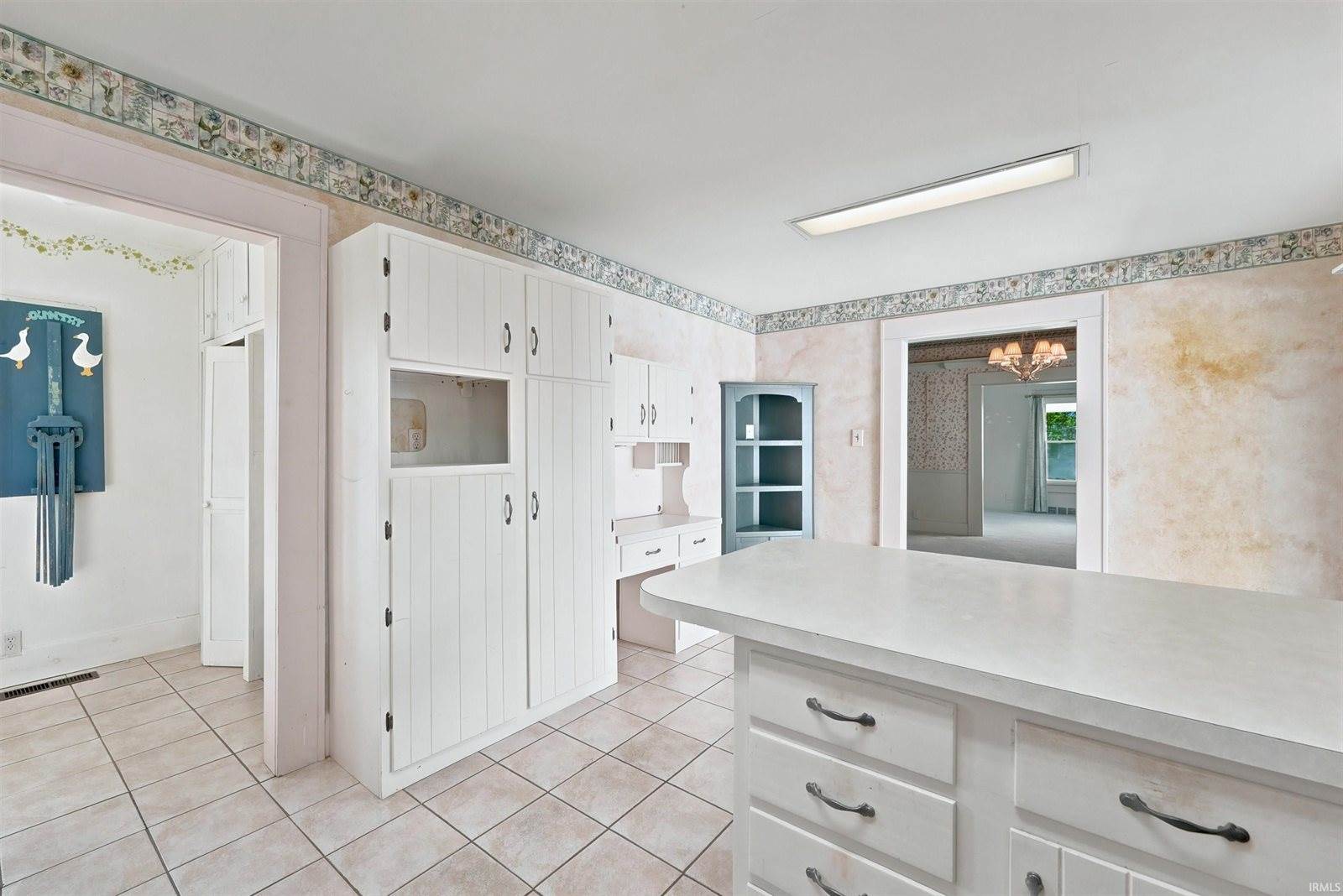 8901 E Jackson Street, Selma, IN 47383