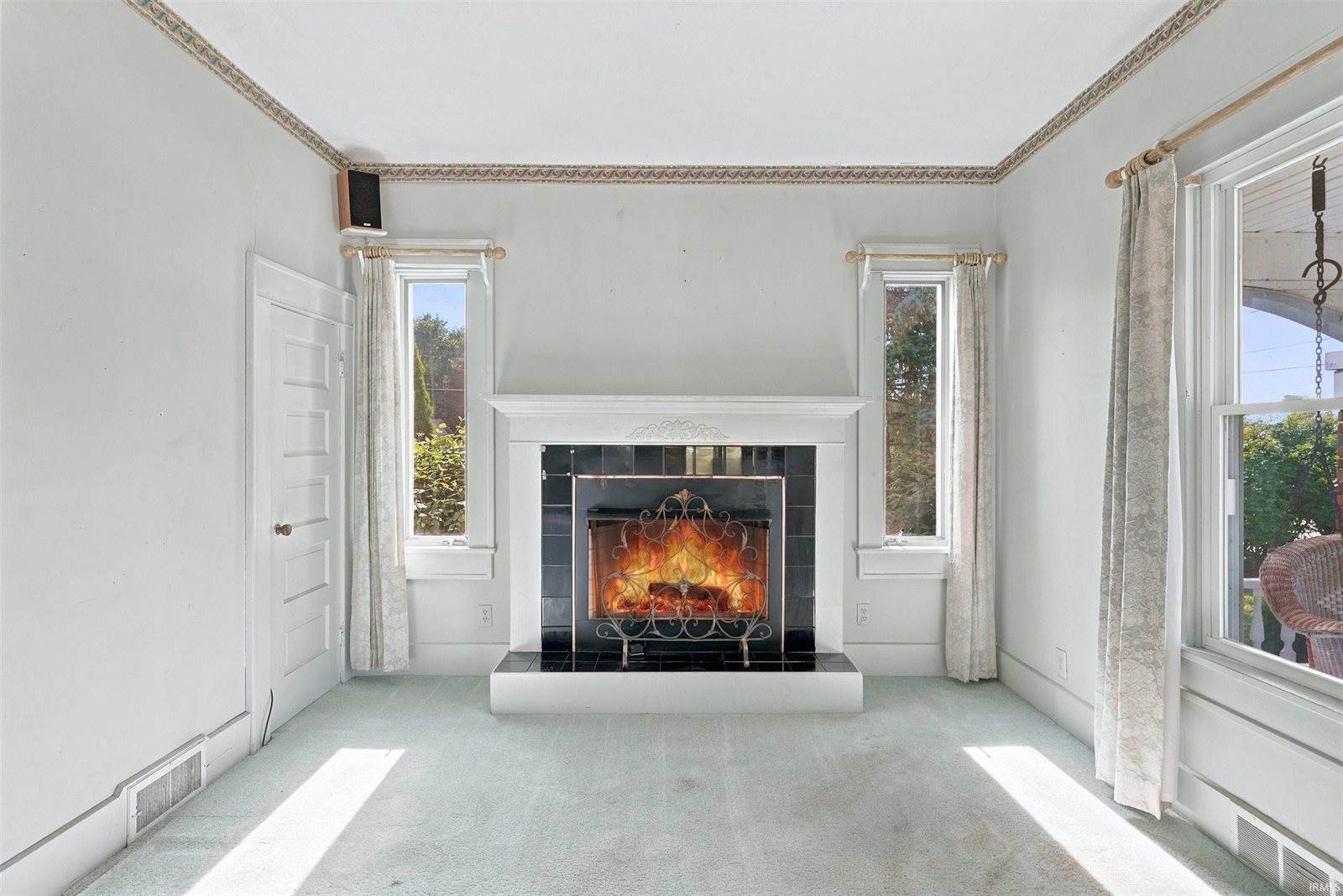 8901 E Jackson Street, Selma, IN 47383