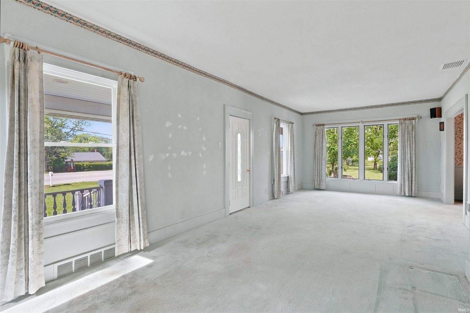 8901 E Jackson Street, Selma, IN 47383